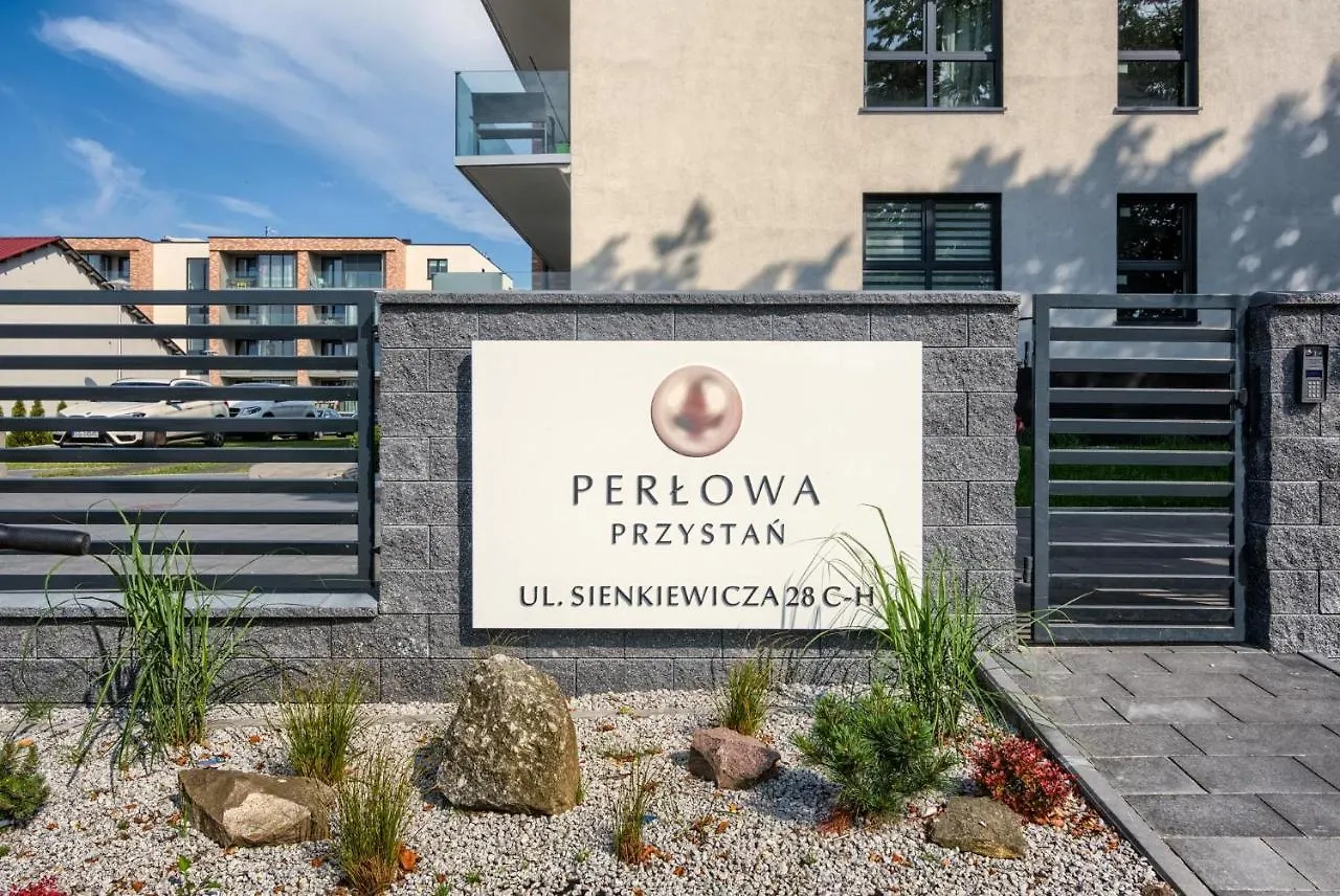 Apartament Sun 30H Z Garazem Perlowa Przystan-Holiday City Kolobrzeg 0*,  Poland